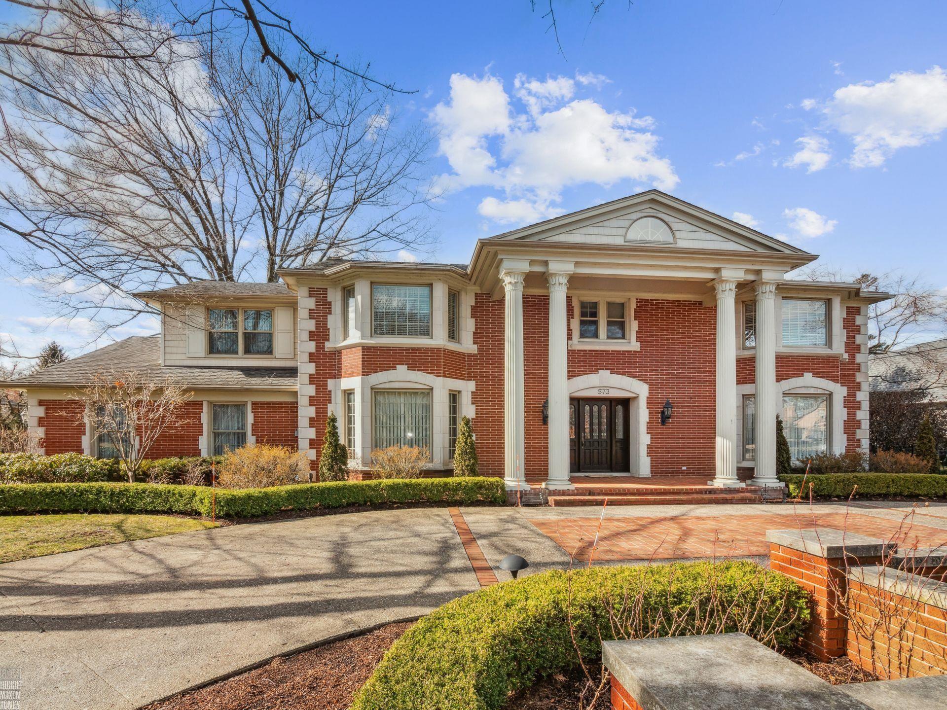 573 Shelden Road Grosse Pointe Shores, MI 48236 - Photo 1 of 40