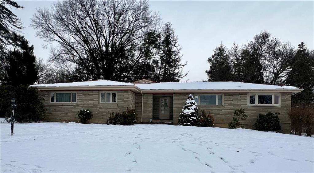 825 Ridgeview Drive Pittsburgh, PA 15228 - Photo 1 of 10 Gallery Image 1