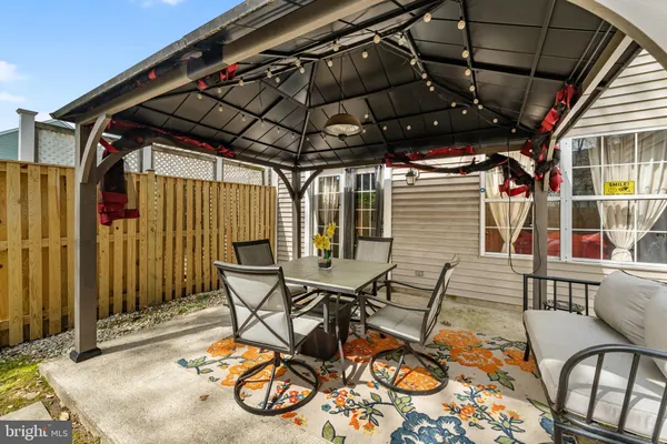 a house view with a outdoor space