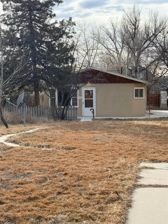 $165,000 | 326 1/2 North 3rd Street, Douglas, WY 82633