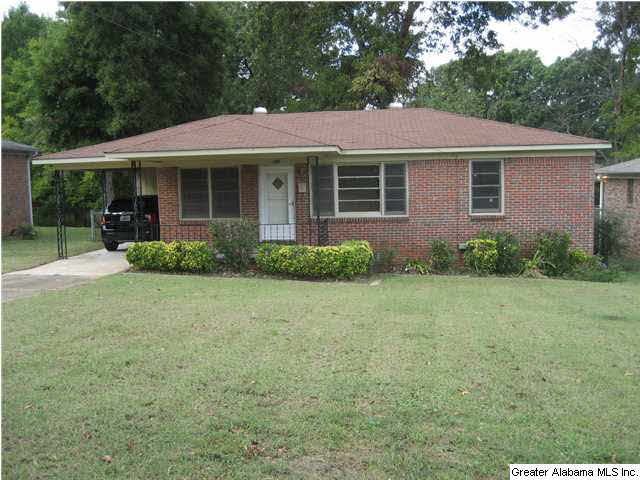 932 Center Way Southwest Birmingham, AL 35211 - Photo 3 of 24