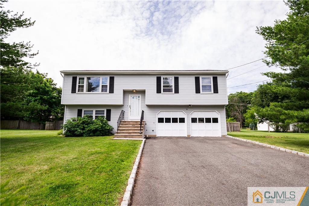 74 Bristol Road Piscataway, NJ 08854 - Photo 2 of 25 Gallery Image 2