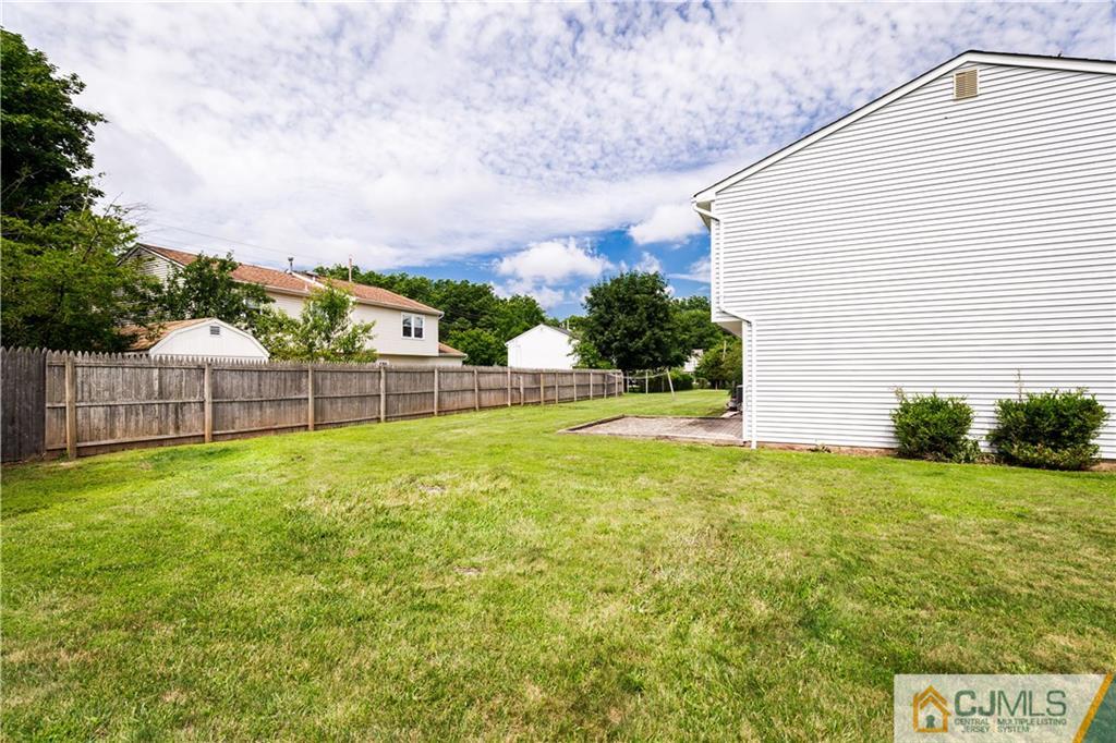 74 Bristol Road Piscataway, NJ 08854 - Photo 23 of 25 Gallery Image 23
