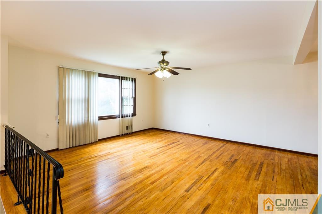 74 Bristol Road Piscataway, NJ 08854 - Photo 4 of 25 Gallery Image 4