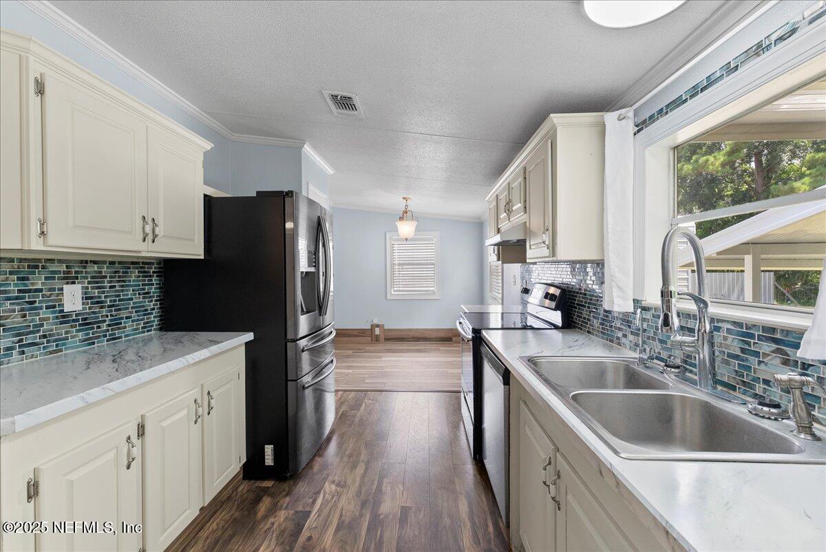 12699 Shims Road Jacksonville, FL 32226 - Photo 6 of 30 35-DSC04433