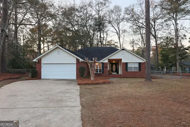 $300,000 | 105 Scotty Court, Thomasville, GA 31792