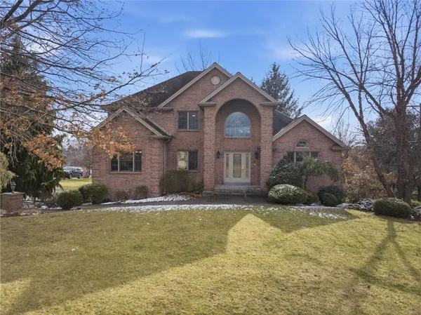 $795,000 | 1000 Fawn Valley Drive, Canonsburg, PA 15317