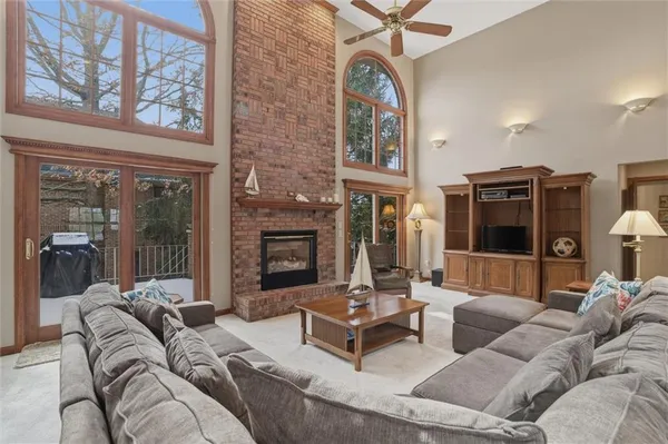$795,000 | 1000 Fawn Valley Drive, Canonsburg, PA 15317