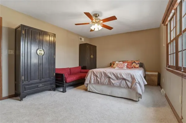 $795,000 | 1000 Fawn Valley Drive, Canonsburg, PA 15317