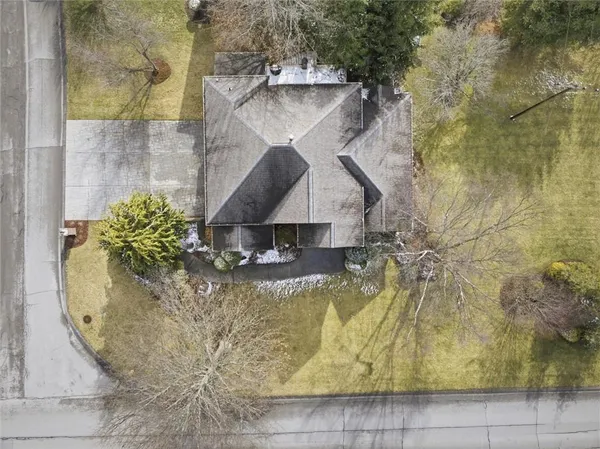 $795,000 | 1000 Fawn Valley Drive, Canonsburg, PA 15317