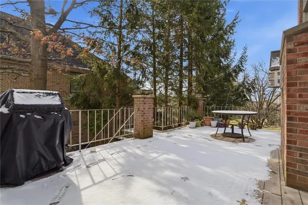 $795,000 | 1000 Fawn Valley Drive, Canonsburg, PA 15317