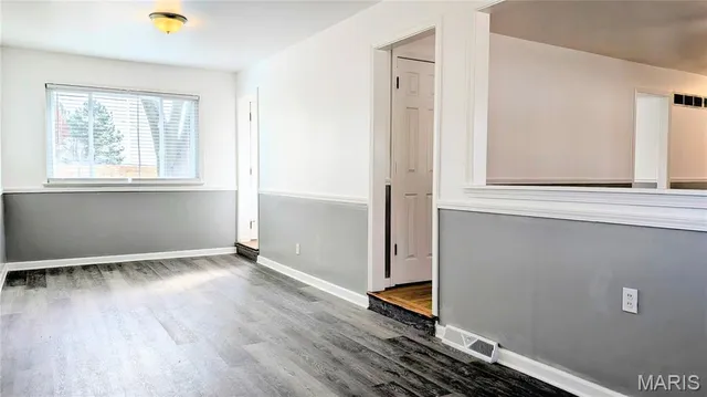 $1,800 | 6720 Cherryvale Drive, Hazelwood, MO 63042