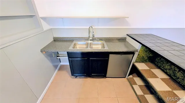 $1,800 | 6720 Cherryvale Drive, Hazelwood, MO 63042