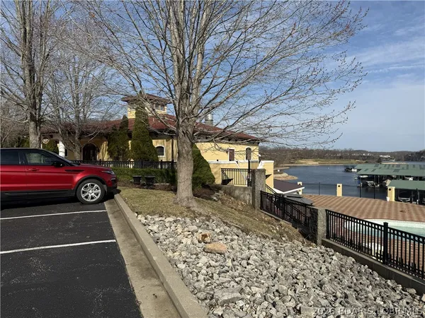 $22,500 | 861 Grand Cypress Court, Sunrise Beach, MO 65079