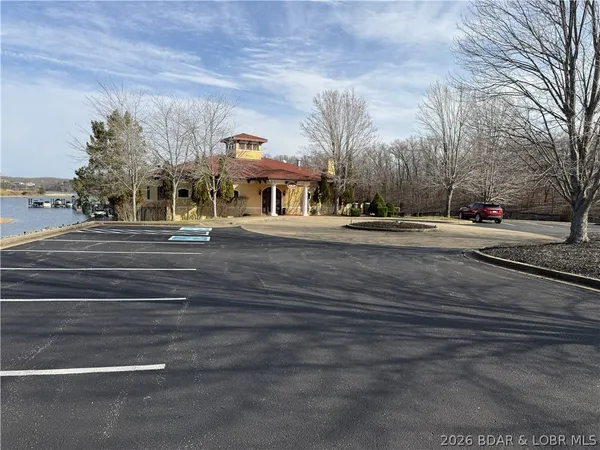 $22,500 | 861 Grand Cypress Court, Sunrise Beach, MO 65079