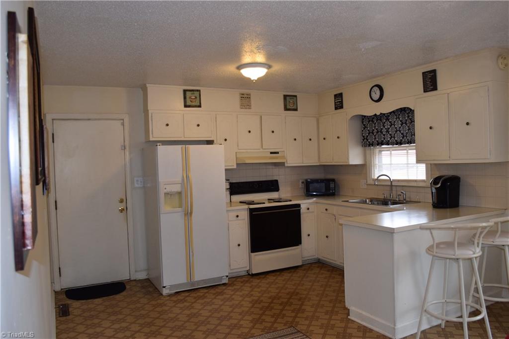 249 Deadmon Road Mocksville, NC 27028 - Photo 12 of 16 Gallery Image 12
