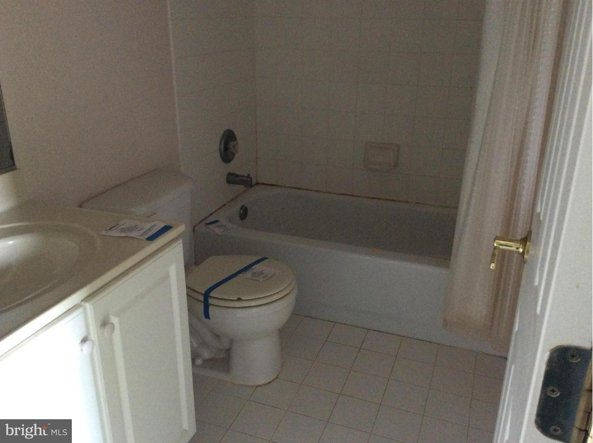 8817 Lew Wallace Road Frederick, MD 21704 - Photo 14 of 19 Bath