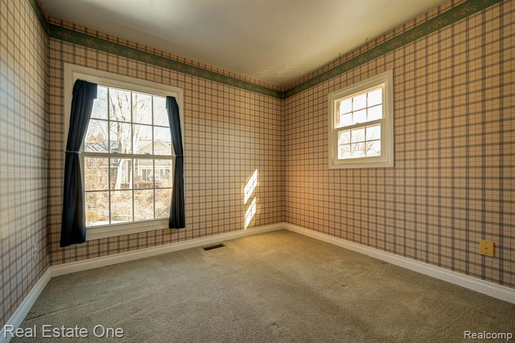 1406 Crescent Lane Rochester Hills, MI 48306 - Photo 29 of 49