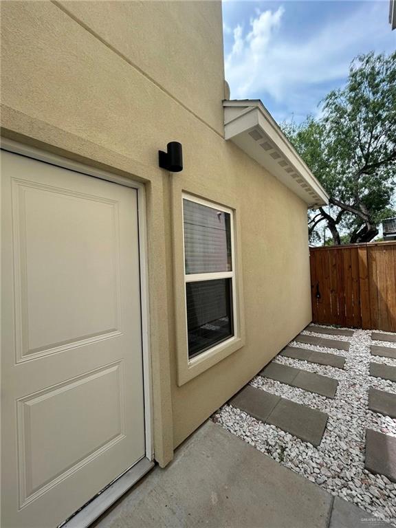 108 East El Rancho Road McAllen, TX 78503 - Photo 5 of 22