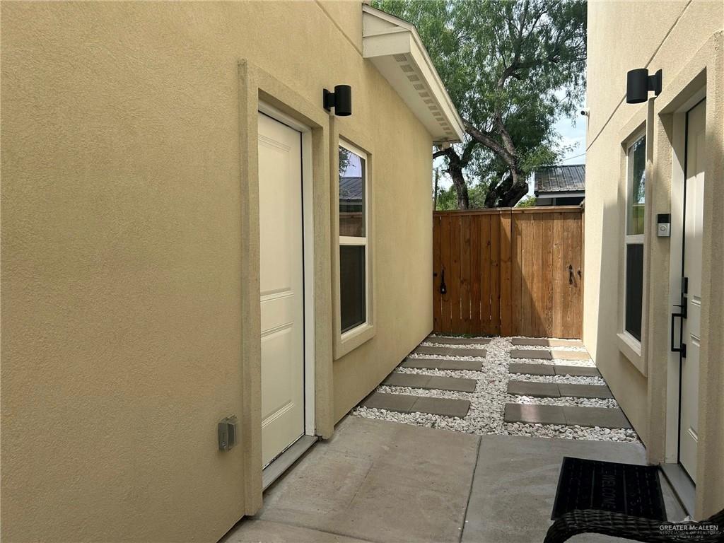 108 East El Rancho Road McAllen, TX 78503 - Photo 7 of 22