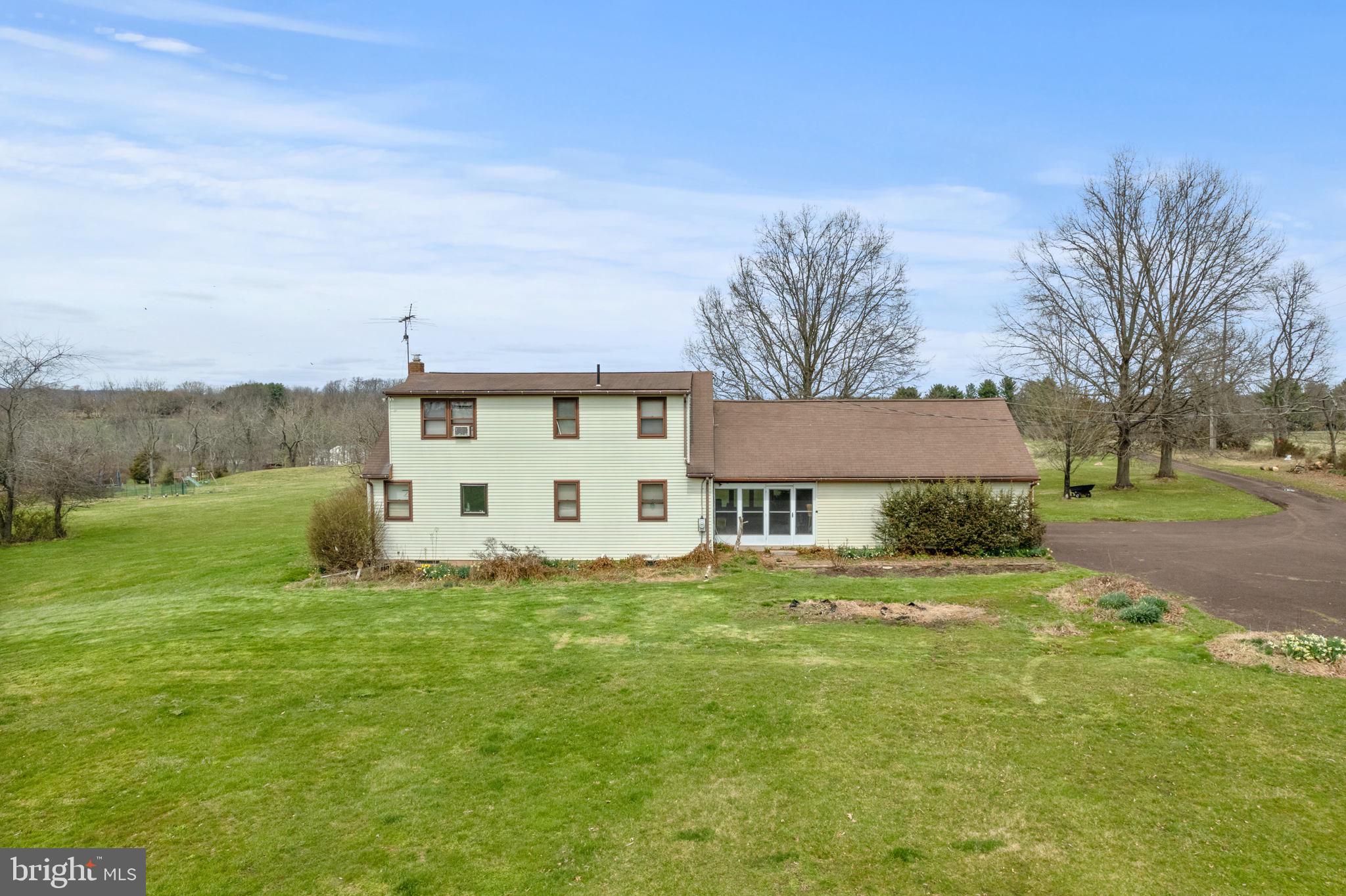 202 Moyer Road Perkasie, PA 18944 - Photo 8 of 39