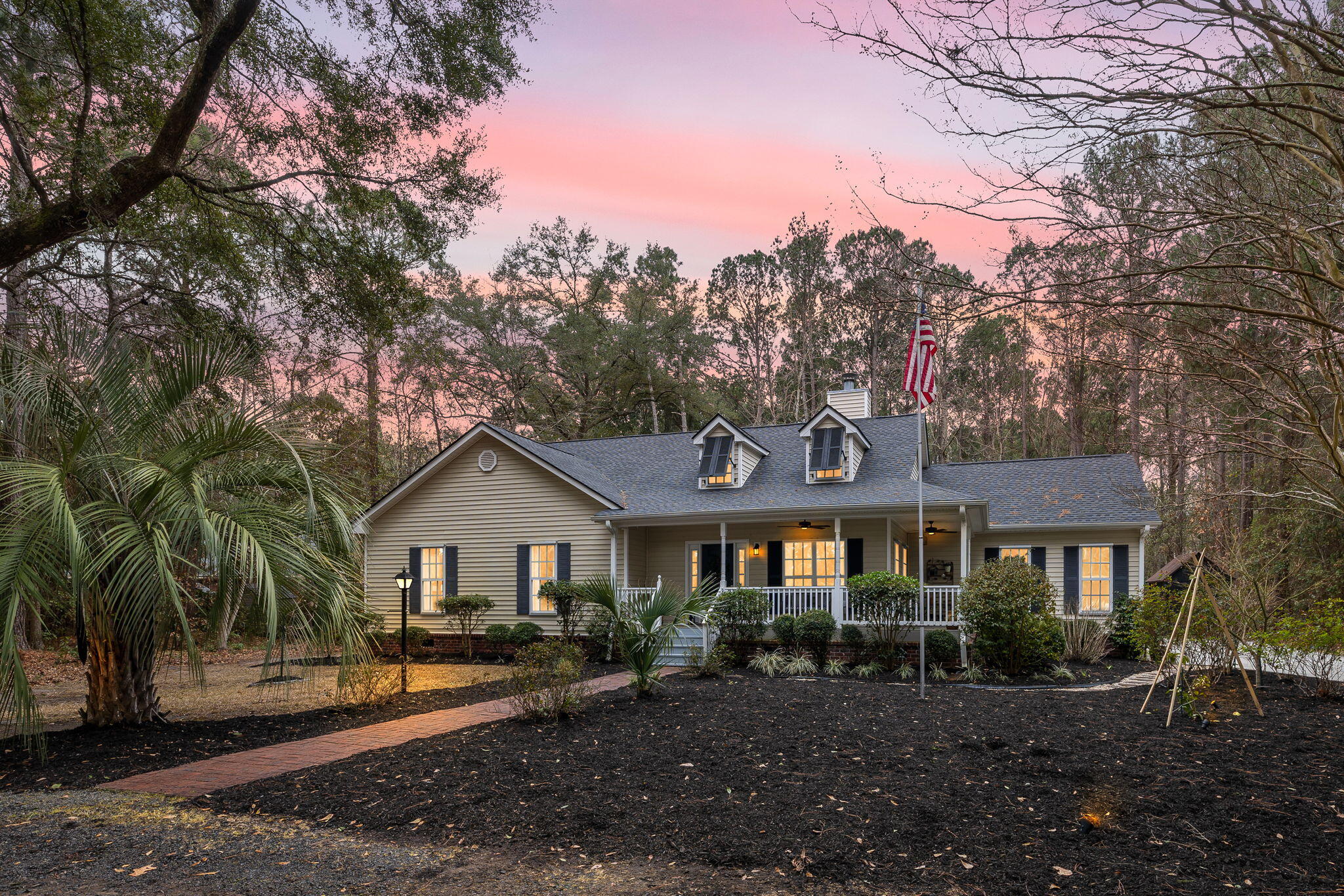 204 Ferry Point Drive Charleston, SC 29492 - Photo 14 of 23 Front