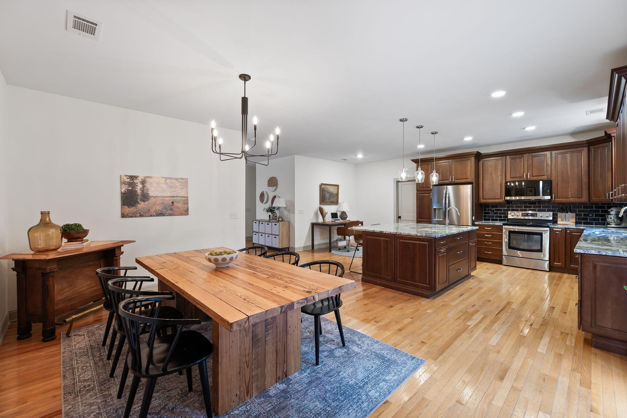 204 Ferry Point Drive Charleston, SC 29492 - Photo 6 of 23 Dining Room