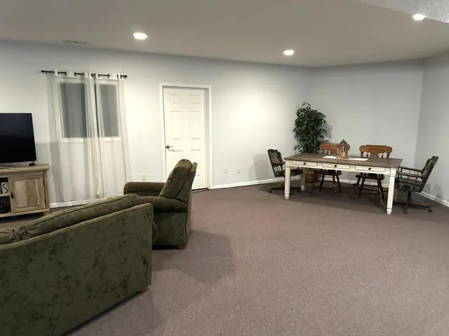 $795,000 | 10599 Highway 56, Le Roy, MN 55951