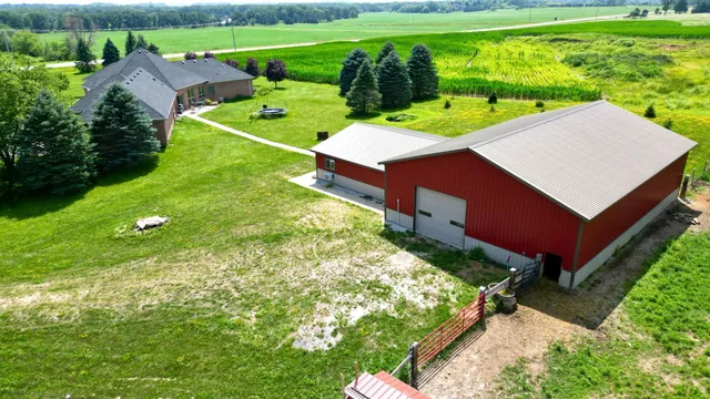 $795,000 | 10599 Highway 56, Le Roy, MN 55951