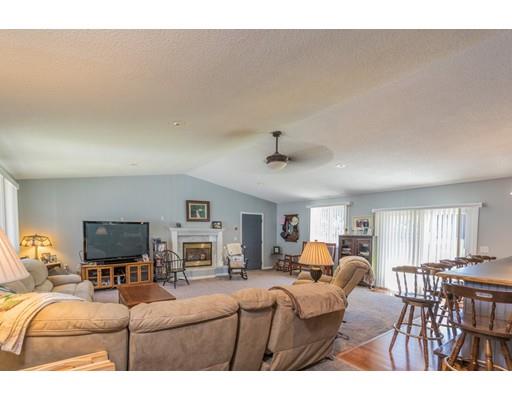527 Rollstone Road Fitchburg, MA 01420 - Photo 6 of 21 Gallery Image 6