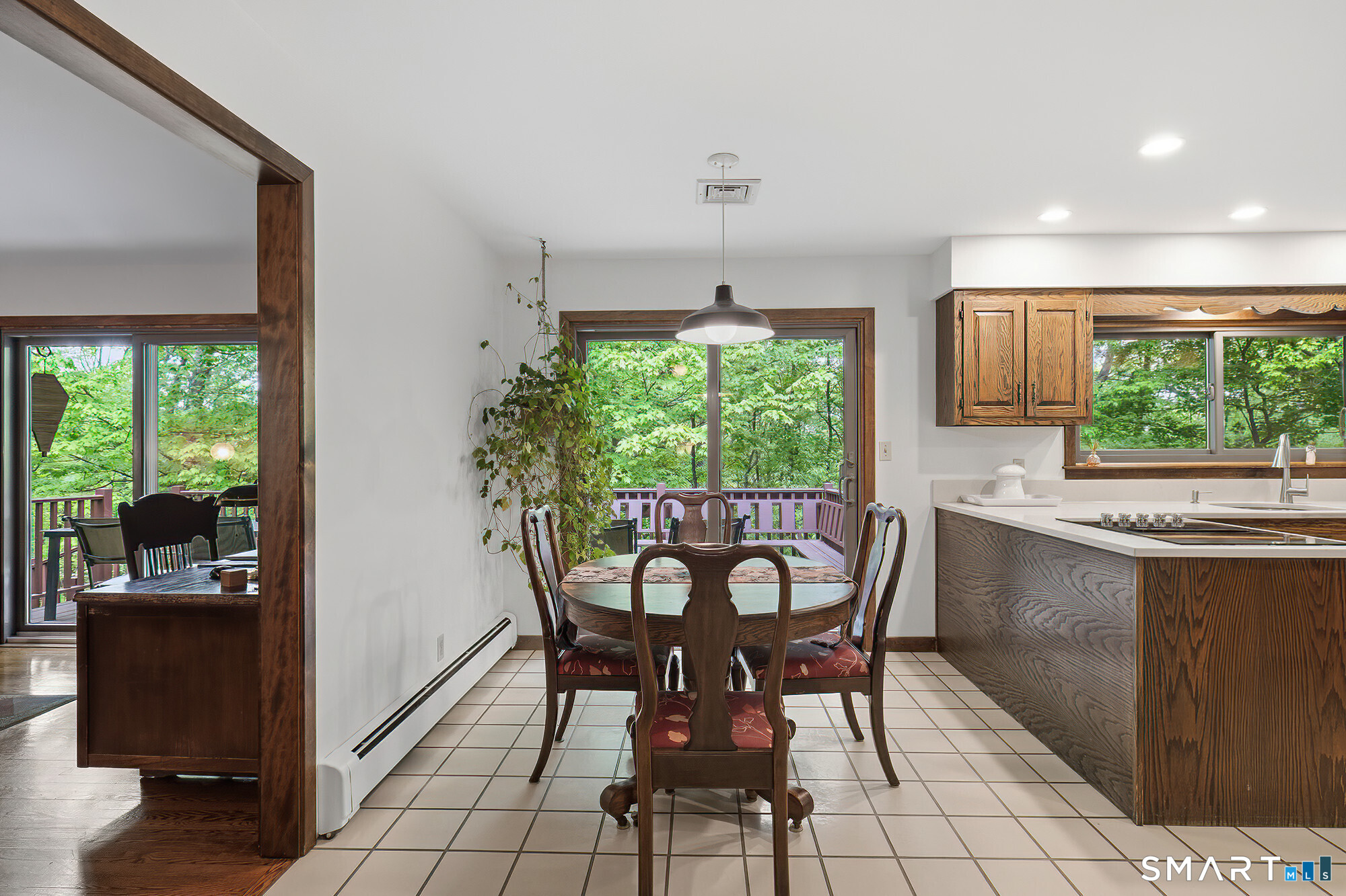 342 Barrack Hill Road Ridgefield, CT 06877 - Photo 8 of 40 Breakfast nook off kitchen