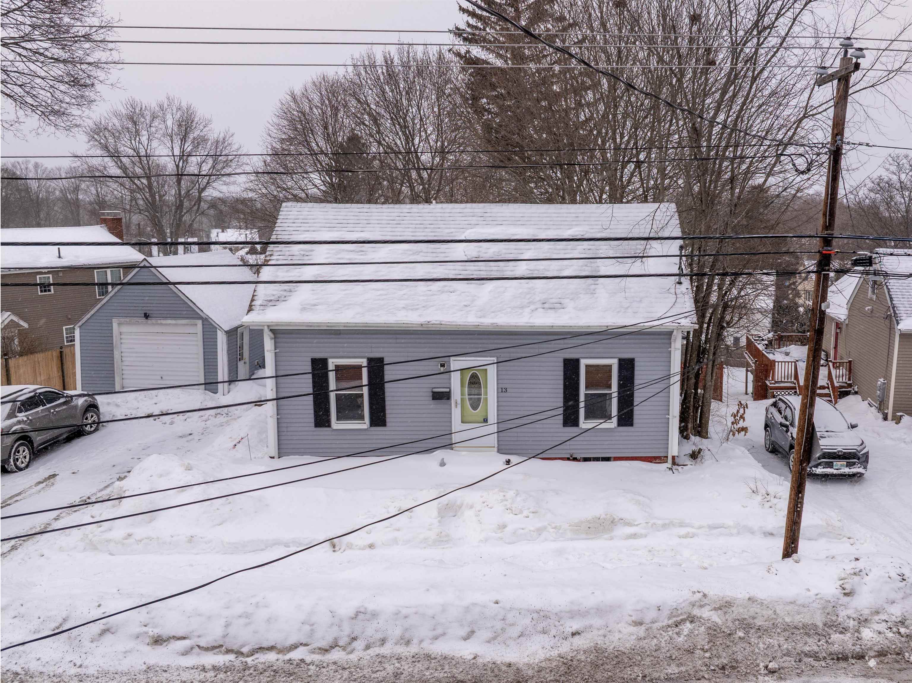 13 Stark Avenue Dover, NH 03820 - Photo 2 of 28