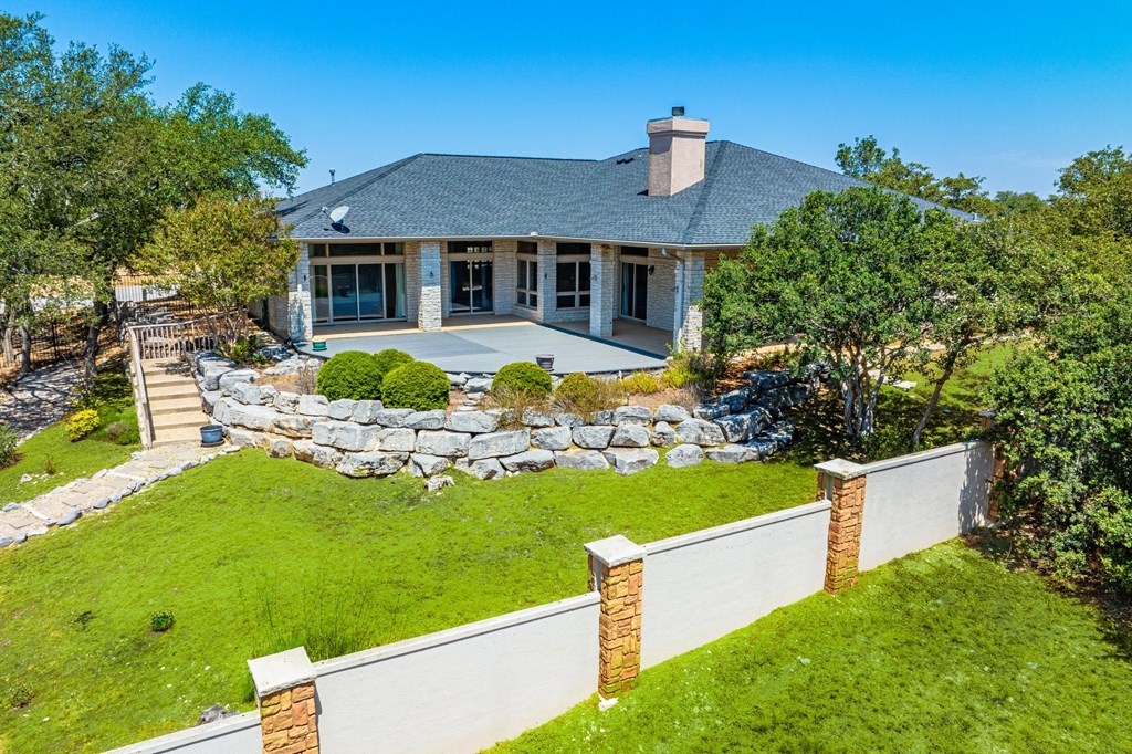 2029 Crown Ridge Drive Kerrville, TX 78028 - Photo 5 of 40