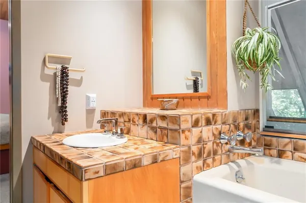 $690,000 | Raintree Place, Lawrence, KS 66044