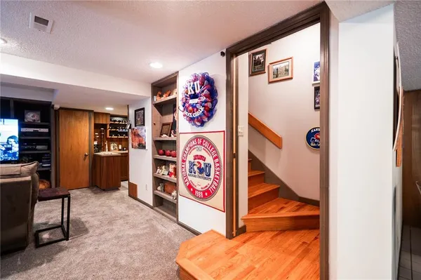 $690,000 | Raintree Place, Lawrence, KS 66044