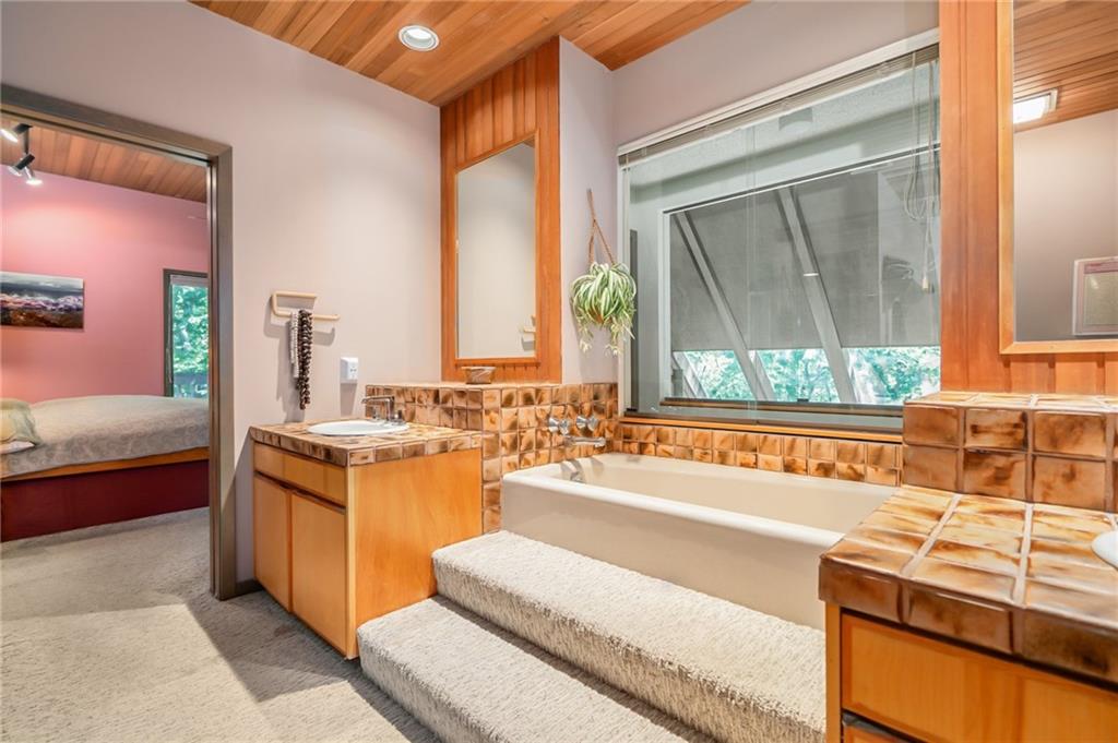 Raintree Place Lawrence, KS 66044 - Photo 49 of 69