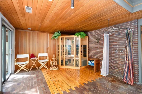 $690,000 | Raintree Place, Lawrence, KS 66044