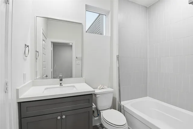 $2,700 | 2733 Eado Edge Court, Houston, TX 77020