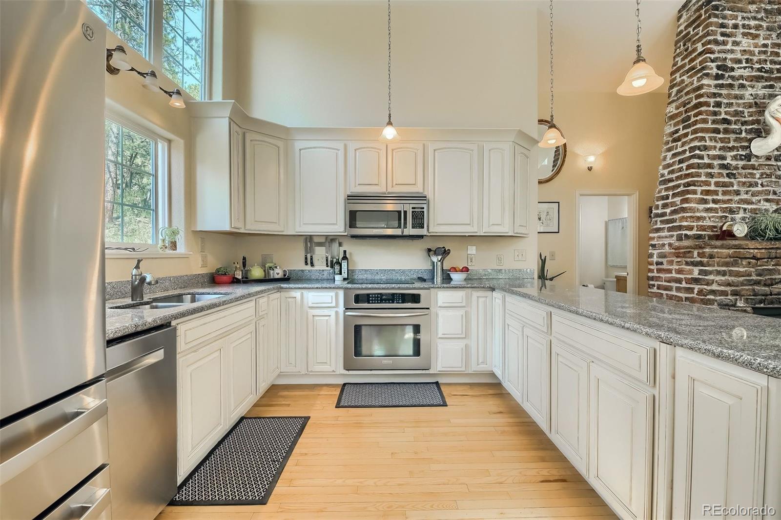 4489 Blue Spruce Road Evergreen, CO 80439 - Photo 15 of 40