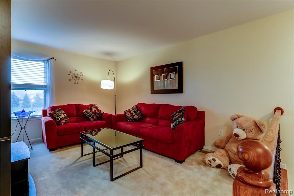 47770 Gloede Road Macomb, MI 48044 - Photo 13 of 27