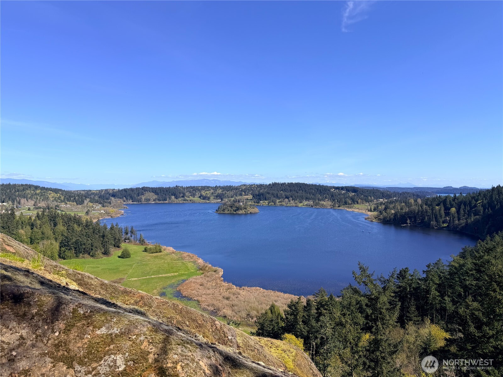 13998 Donnell Road Anacortes, WA 98221 - Photo 21 of 38