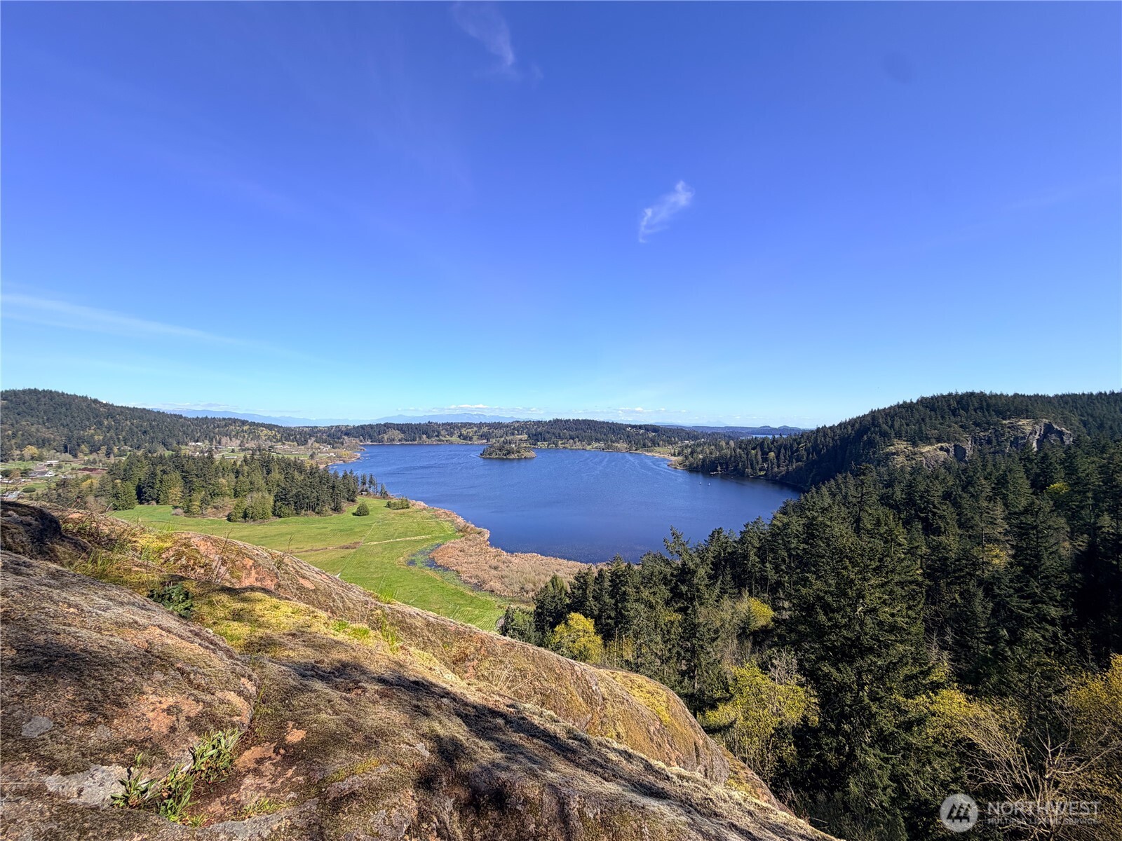 13998 Donnell Road Anacortes, WA 98221 - Photo 23 of 38