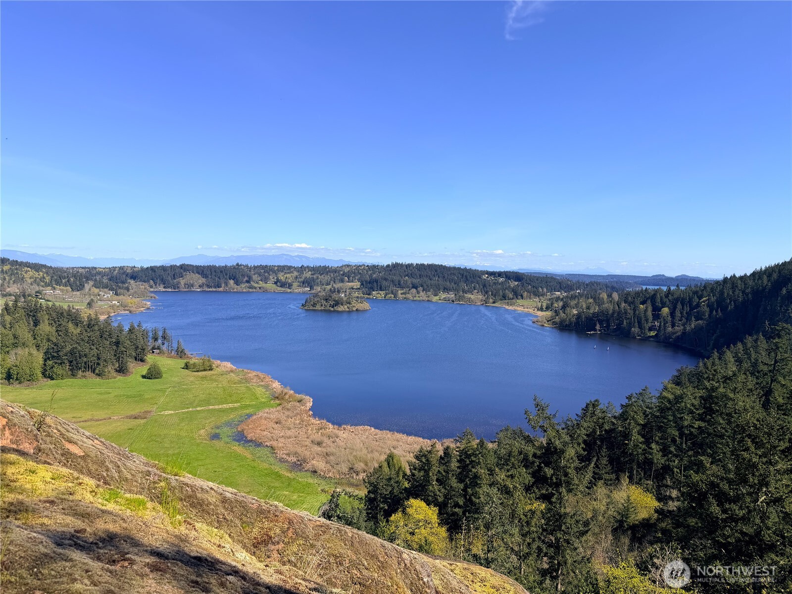 13998 Donnell Road Anacortes, WA 98221 - Photo 25 of 38