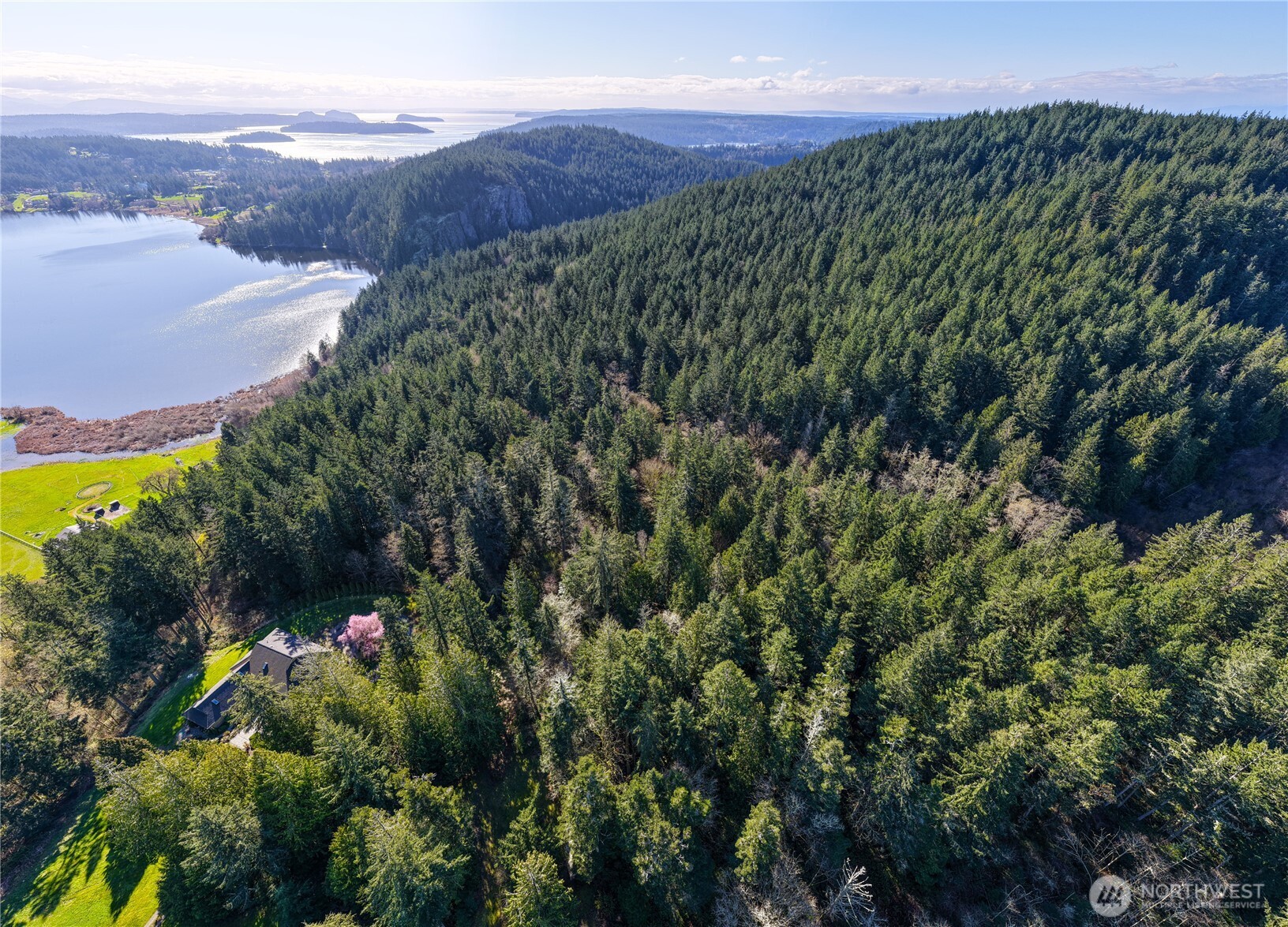 13998 Donnell Road Anacortes, WA 98221 - Photo 10 of 38