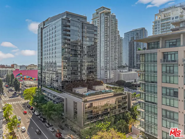 $789,000 | 1155 South Grand Avenue, Unit 1707, Los Angeles, CA 90015
