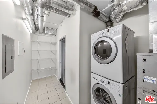 $789,000 | 1155 South Grand Avenue, Unit 1707, Los Angeles, CA 90015