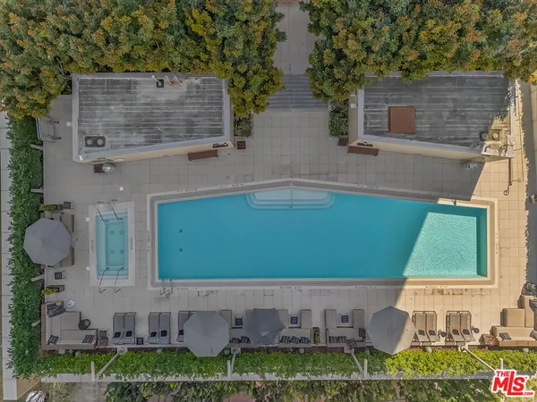 $789,000 | 1155 South Grand Avenue, Unit 1707, Los Angeles, CA 90015