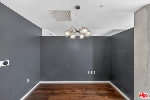 $789,000 | 1155 South Grand Avenue, Unit 1707, Los Angeles, CA 90015