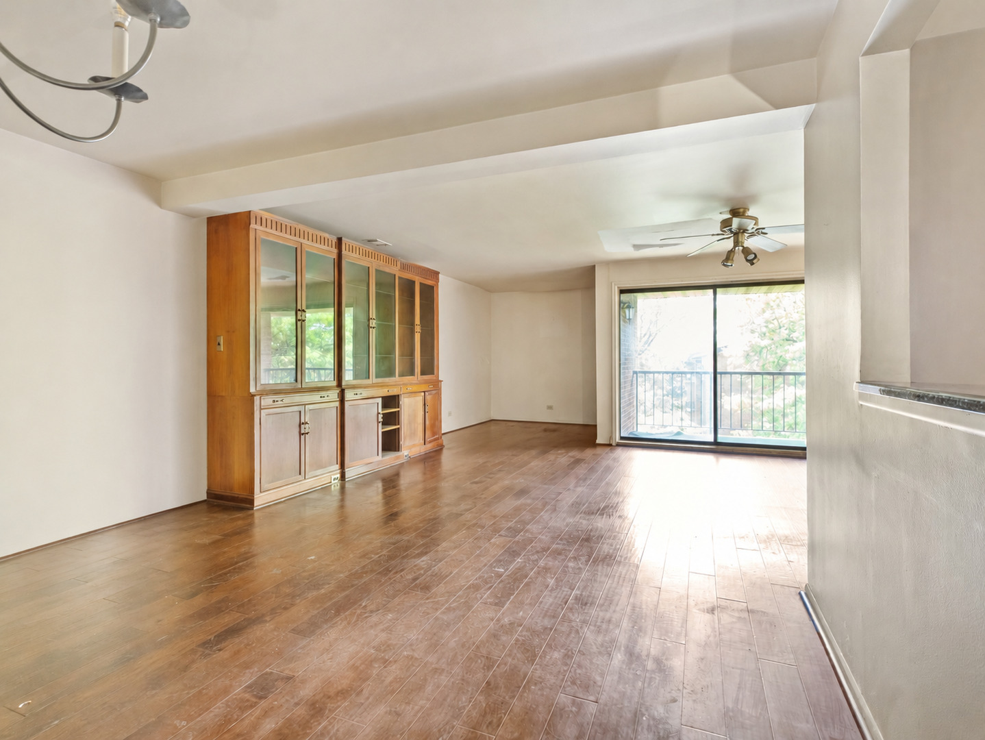 709 79th Street, Unit 404 Darien, IL 60561 - Photo 5 of 15