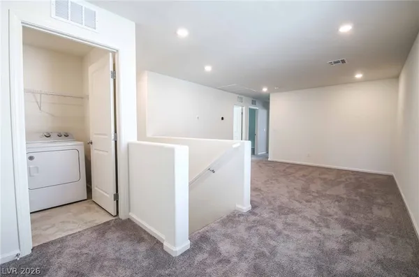 $2,700 | 8177 Calpena Avenue, Las Vegas, NV 89113